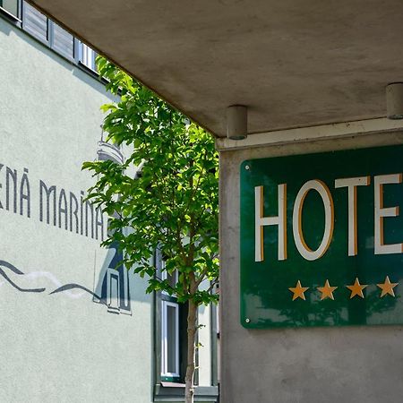 Hotel Zelena Marina Vrchlabi Ngoại thất bức ảnh