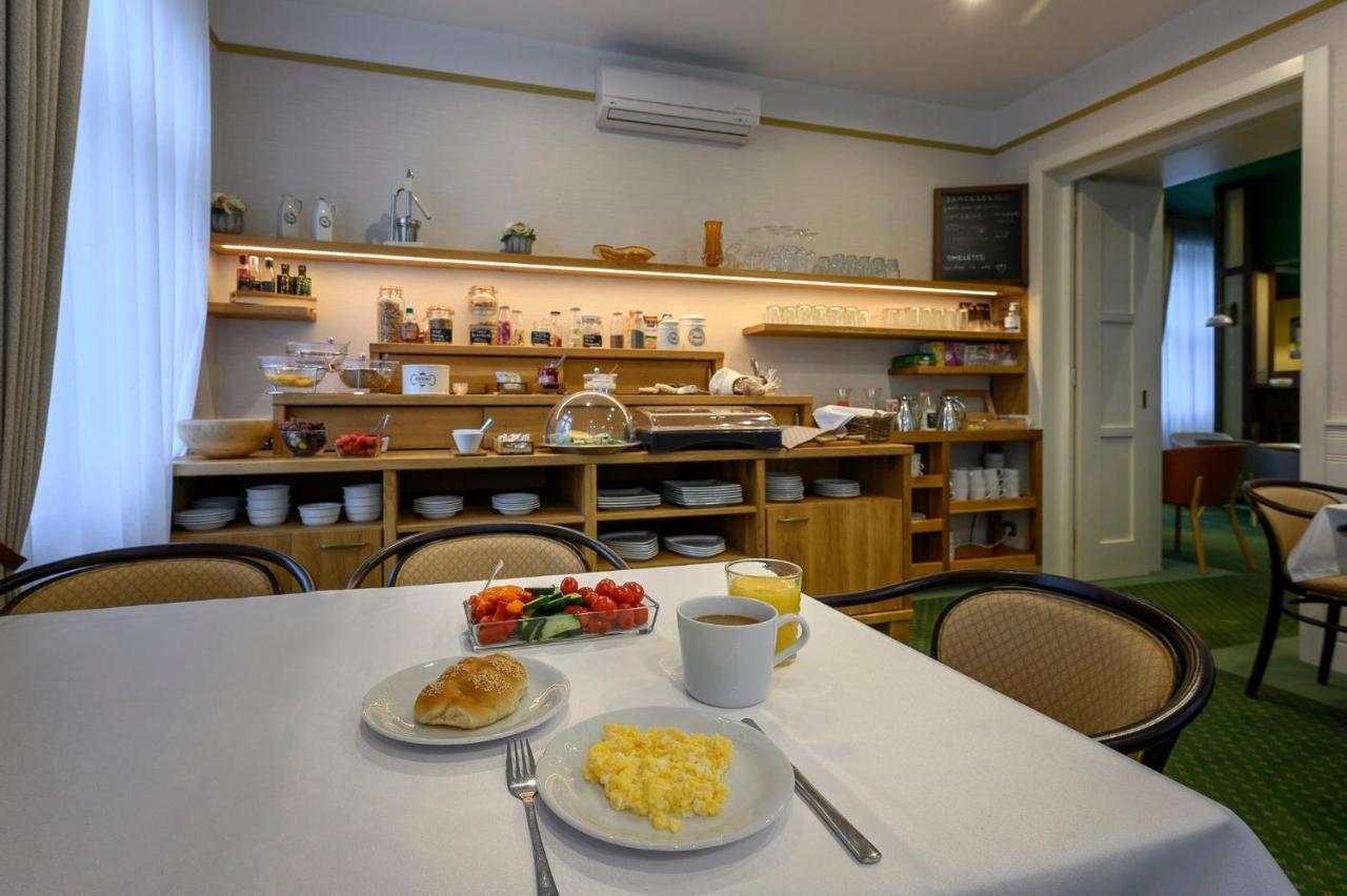 Hotel Zelena Marina Vrchlabi Ngoại thất bức ảnh
