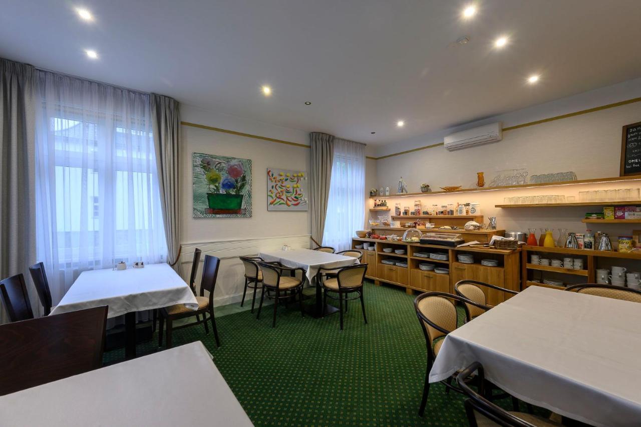 Hotel Zelena Marina Vrchlabi Ngoại thất bức ảnh
